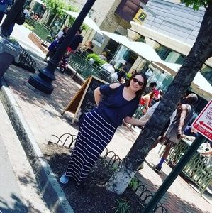 Meet your Posher, Leah